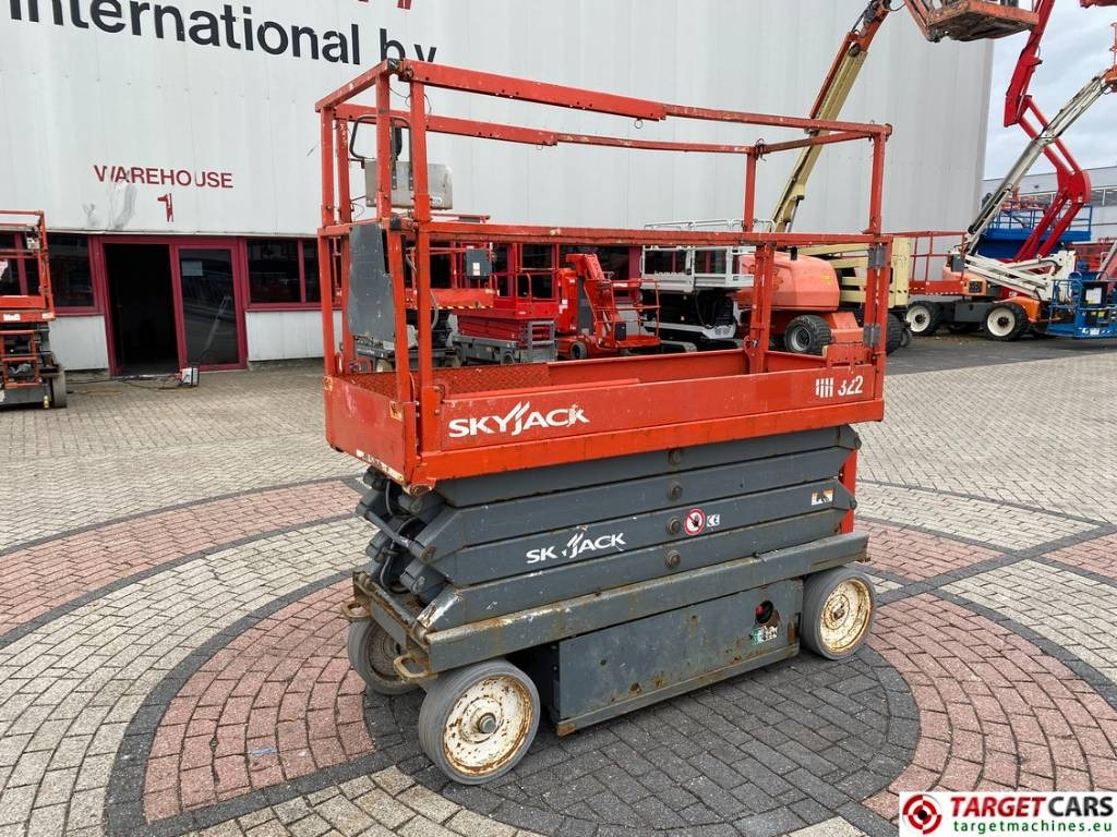 SkyJack SJIII-3226 Electric 3226 Scissor Work Lift 990cm - Plataforma de tijeras: foto 1 SkyJack SJIII-3226 Electric 3226 Scissor Work Lift 990cm - Plataforma de tijeras: foto 1