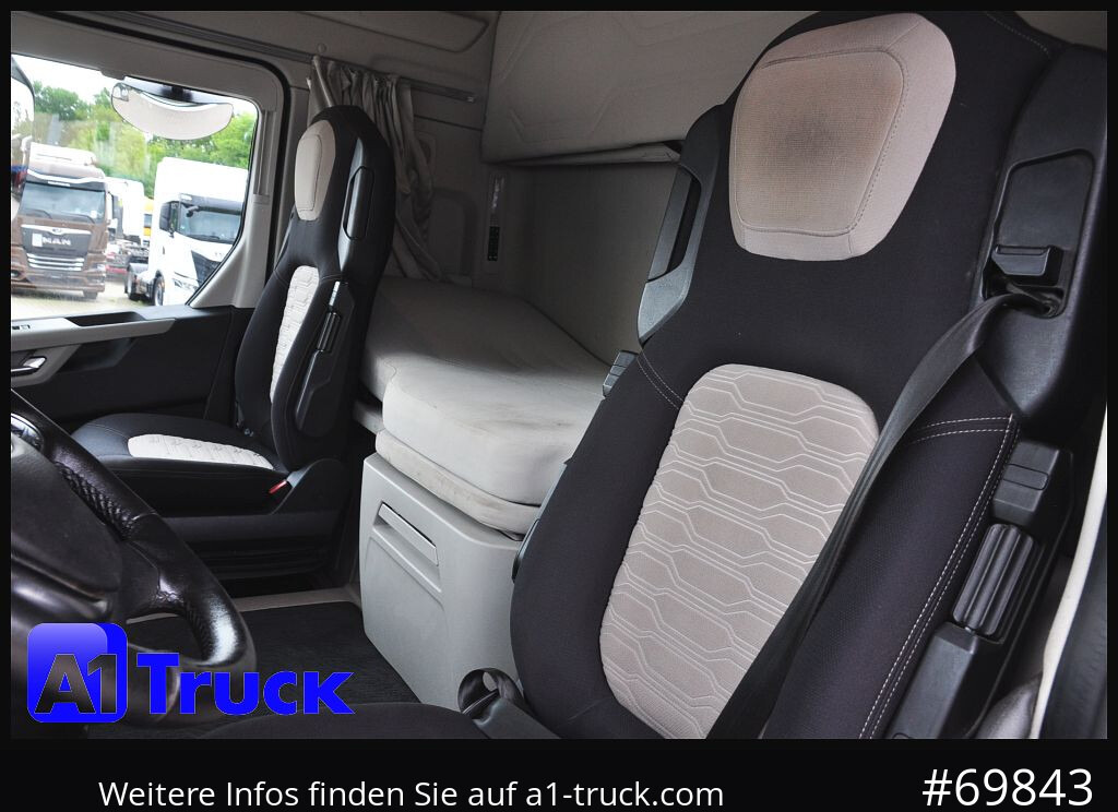 FORD F-MAX 500, Standlklima, Intarder, Alufelgen, - Cabeza tractora: foto 4 FORD F-MAX 500, Standlklima, Intarder, Alufelgen, - Cabeza tractora: foto 4
