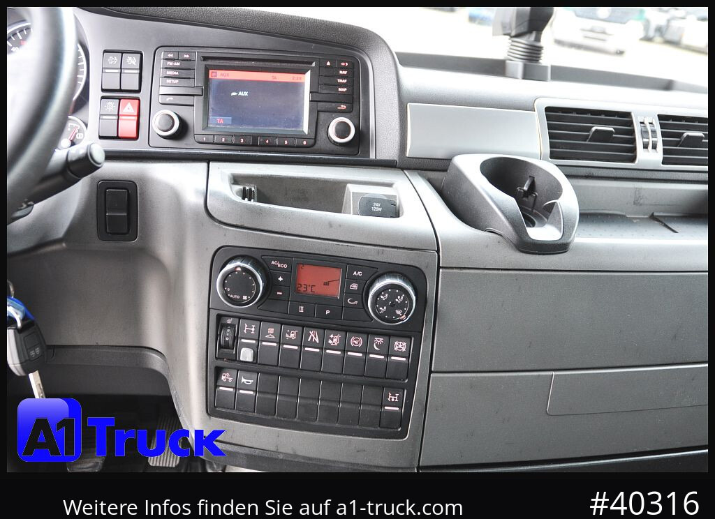 MAN TGX 18,440 XLX Intarder, Hydraulik, ACC - Cabeza tractora: foto 4 MAN TGX 18,440 XLX Intarder, Hydraulik, ACC - Cabeza tractora: foto 4