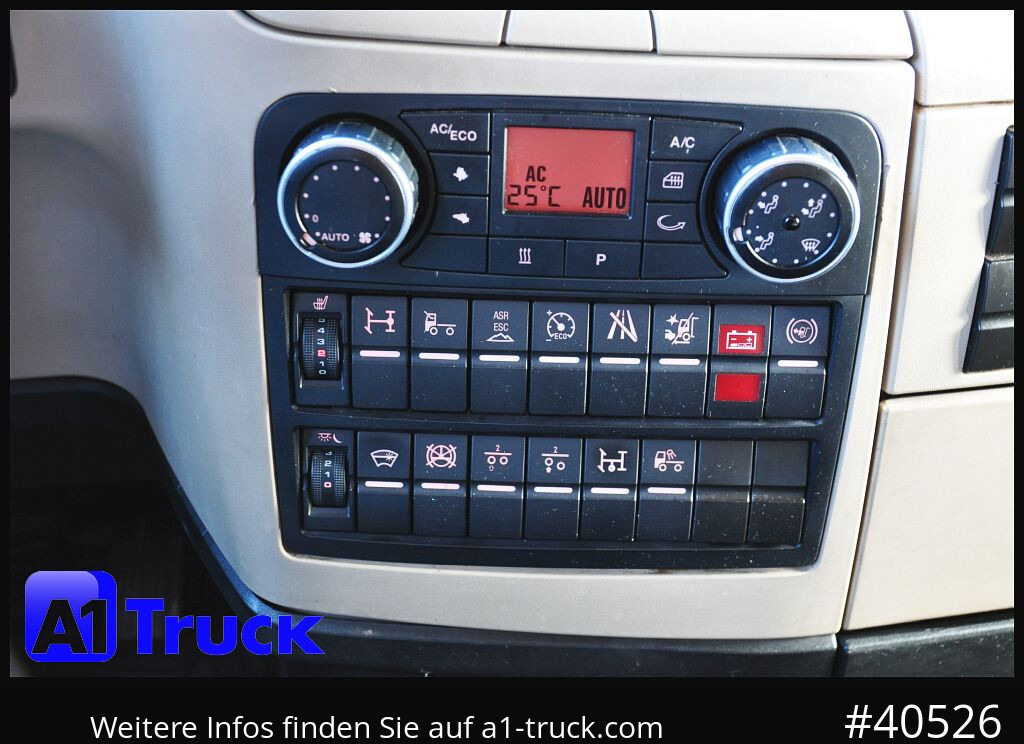 MAN TGX 18,500 Hydraulik, Intarder, Standklima, - Cabeza tractora: foto 3 MAN TGX 18,500 Hydraulik, Intarder, Standklima, - Cabeza tractora: foto 3