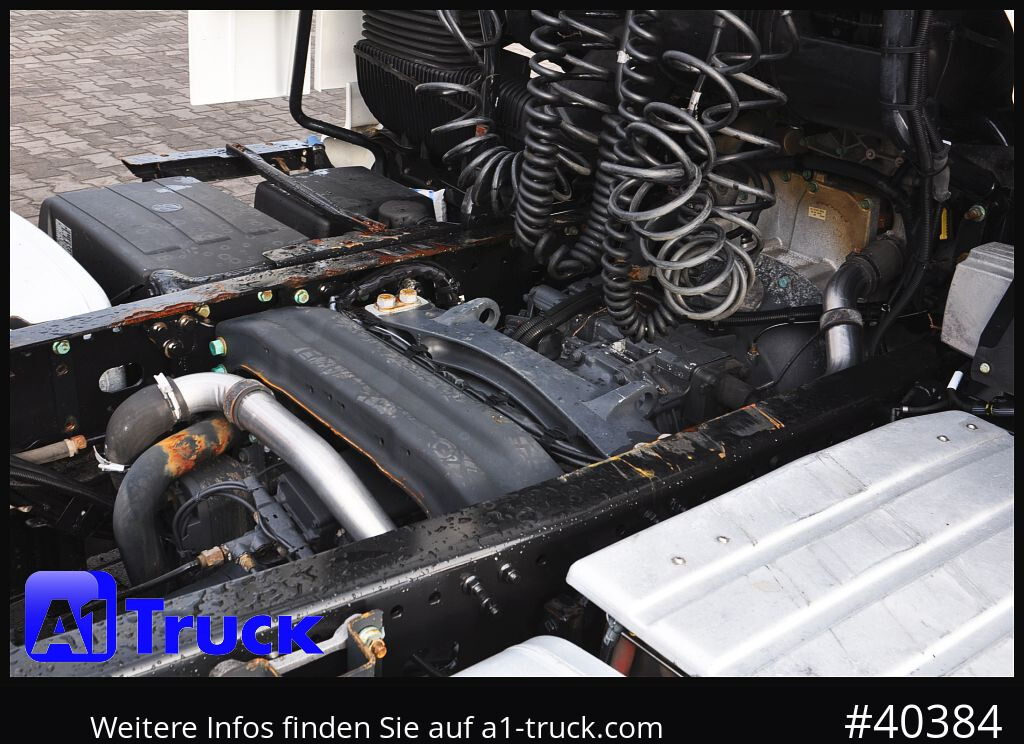 MAN TGX 18.500 XXL Low, Inarder Navi Standklima, - Cabeza tractora: foto 3 MAN TGX 18.500 XXL Low, Inarder Navi Standklima, - Cabeza tractora: foto 3