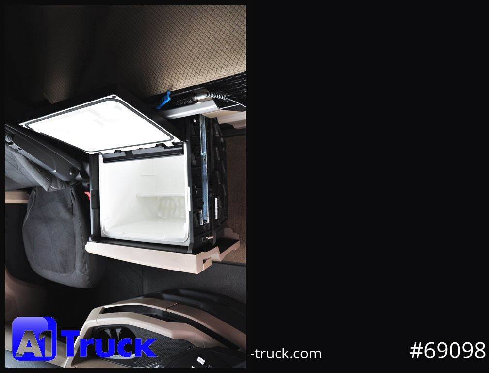 MAN TGX 18.510 GX, Individual, Lowliner, neues Model - Cabeza tractora: foto 5 MAN TGX 18.510 GX, Individual, Lowliner, neues Model - Cabeza tractora: foto 5