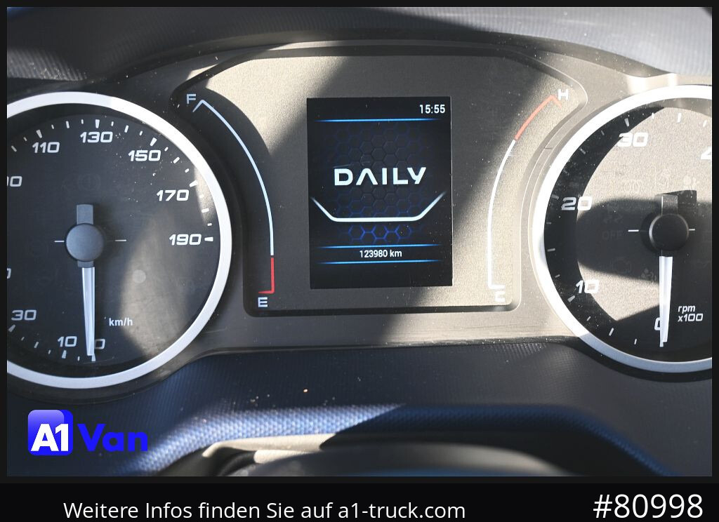 IVECO Daily 72C18 A8V Pritsche/Plane, Tempomat, AHK, Klima - Furgoneta con lona: foto 5 IVECO Daily 72C18 A8V Pritsche/Plane, Tempomat, AHK, Klima - Furgoneta con lona: foto 5