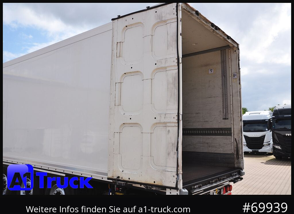 KRONE SDK 27, Koffer, 154.431km, Zurrösen, 1 Vorbesitzer - Semirremolque caja cerrada: foto 4 KRONE SDK 27, Koffer, 154.431km, Zurrösen, 1 Vorbesitzer - Semirremolque caja cerrada: foto 4