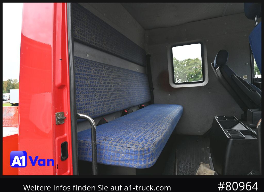 MAN MAN LE 8.180 Pritsche Doka, Automatik, AHK, 6-Sitzer - Furgoneta caja abierta, Furgoneta combi: foto 3 MAN MAN LE 8.180 Pritsche Doka, Automatik, AHK, 6-Sitzer - Furgoneta caja abierta, Furgoneta combi: foto 3