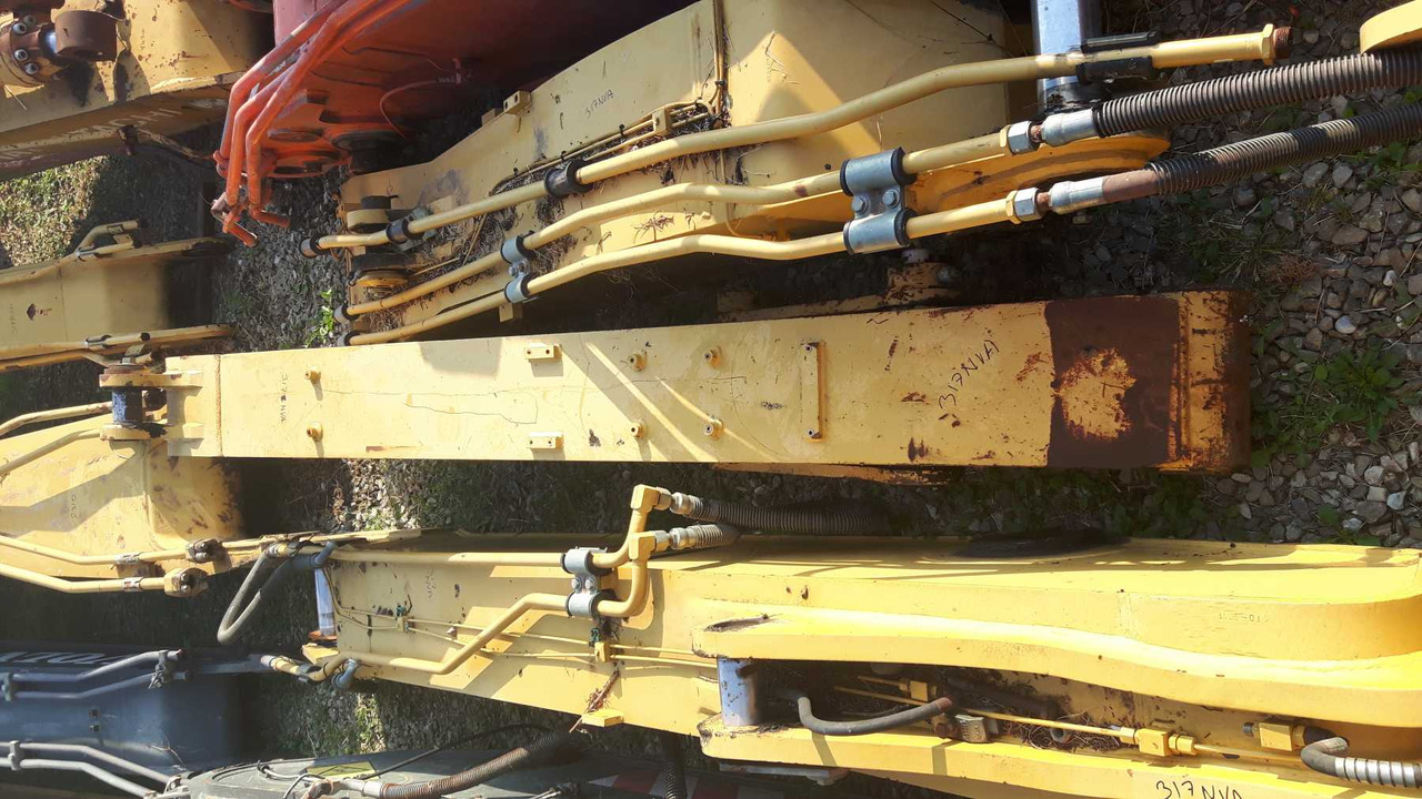 Caterpillar 317B LN STICK CON PERNI E BIELLE - Carrocería y exterior para Maquinaria de construcción: foto 2 Caterpillar 317B LN STICK CON PERNI E BIELLE - Carrocería y exterior para Maquinaria de construcción: foto 2