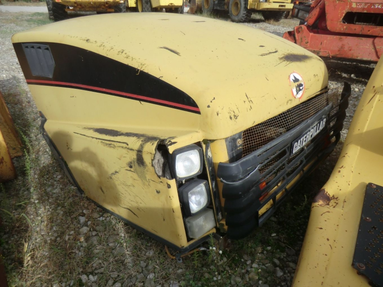 Caterpillar 735 Cofano e griglia - Capota para Maquinaria de construcción: foto 3 Caterpillar 735 Cofano e griglia - Capota para Maquinaria de construcción: foto 3