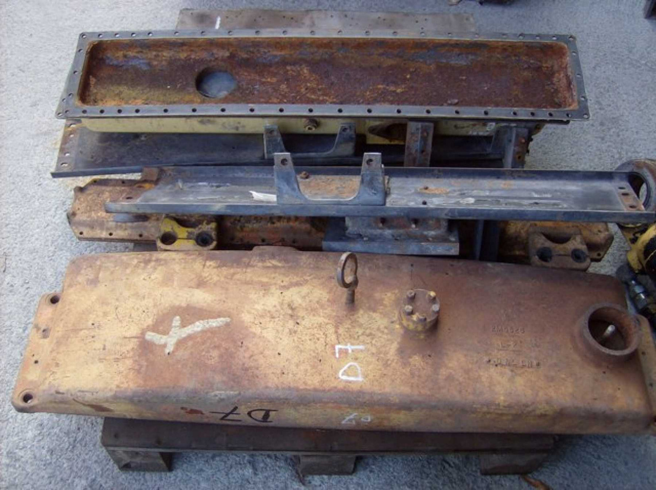 Caterpillar 816B VASCHETTE RADIATORI - Carrocería y exterior para Maquinaria de construcción: foto 1 Caterpillar 816B VASCHETTE RADIATORI - Carrocería y exterior para Maquinaria de construcción: foto 1