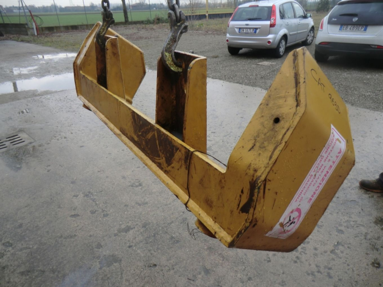 Caterpillar 963D CONTRAPPESO - Contrapeso para Maquinaria de construcción: foto 2 Caterpillar 963D CONTRAPPESO - Contrapeso para Maquinaria de construcción: foto 2