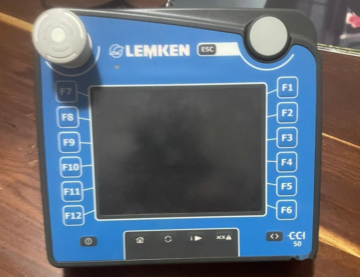 Lemken VEGA 4000 - Pulverizador arrastrado: foto 3 Lemken VEGA 4000 - Pulverizador arrastrado: foto 3