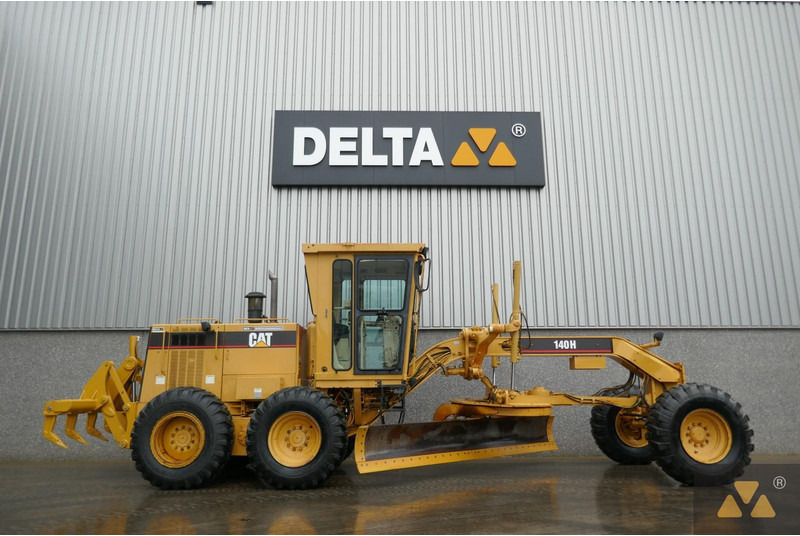 Caterpillar 140H Ex-army - Grader: foto 2 Caterpillar 140H Ex-army - Grader: foto 2