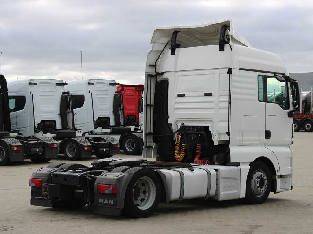 MAN TGX 18.440, LOW DECK, EURO 6 - Cabeza tractora: foto 4 MAN TGX 18.440, LOW DECK, EURO 6 - Cabeza tractora: foto 4