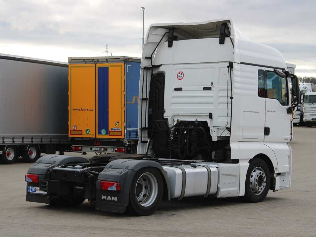 MAN TGX 18.500, EURO 6, LOWDECK, SERVICE BOOK - Cabeza tractora: foto 3 MAN TGX 18.500, EURO 6, LOWDECK, SERVICE BOOK - Cabeza tractora: foto 3