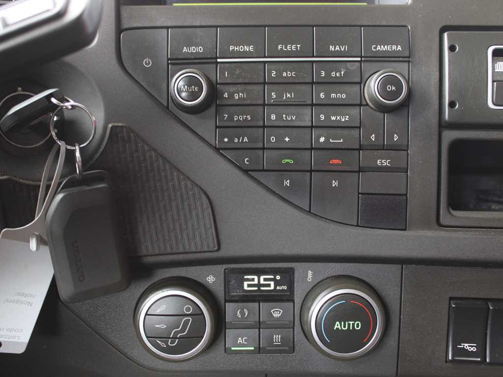 Cabeza tractora, Semirremolque maderero Volvo FM 540, EURO 6, 6X6, VEB+, HYDRAULIC ARM PALFINGER Q170Z96: foto 13