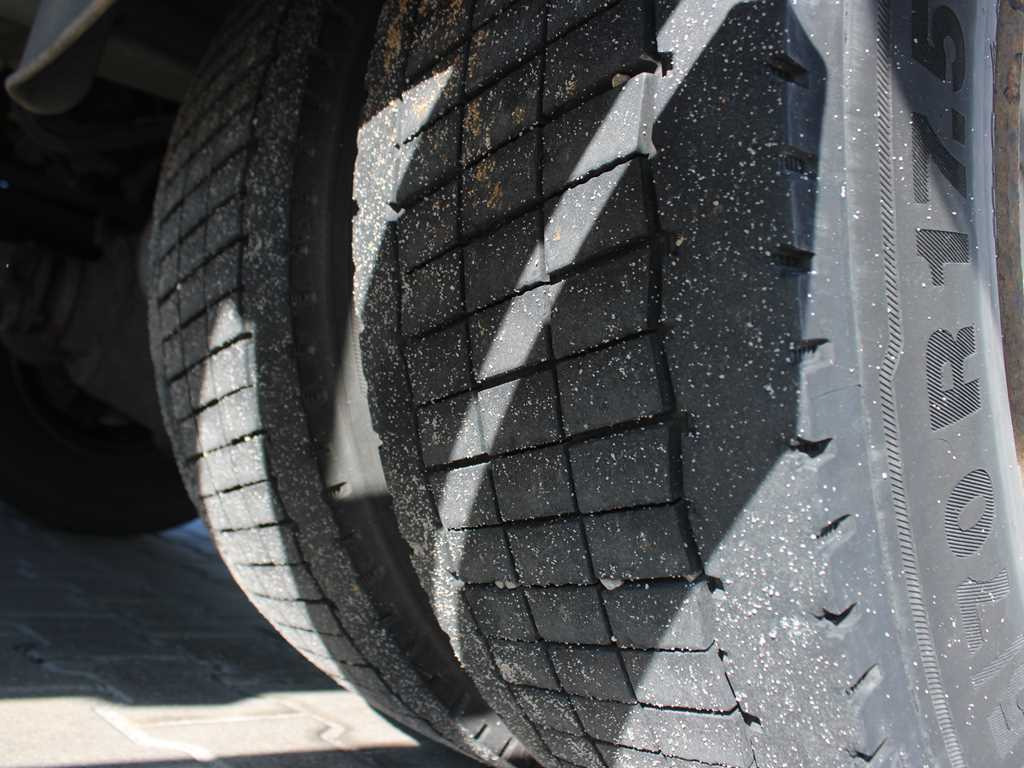 Camión lona DAF LF 210, EURO 6, SLEEPING BODY: foto 20