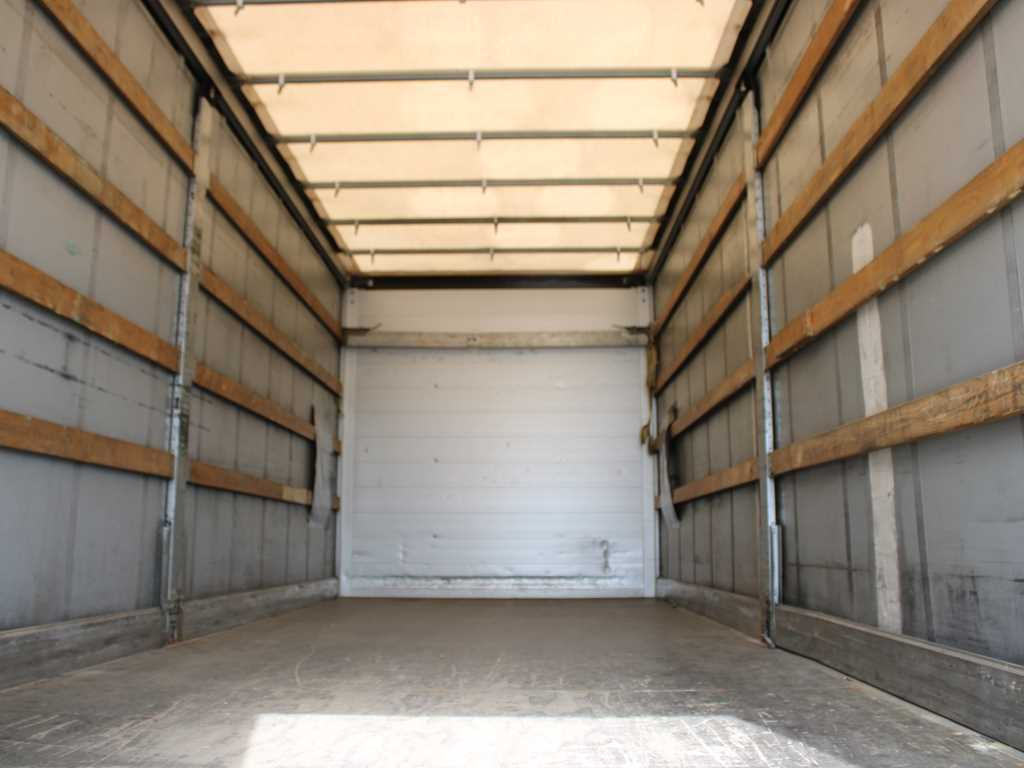 DAF LF 250 FA, HYDRAULIC FRONT, EURO 6 - Camión lona: foto 2 DAF LF 250 FA, HYDRAULIC FRONT, EURO 6 - Camión lona: foto 2