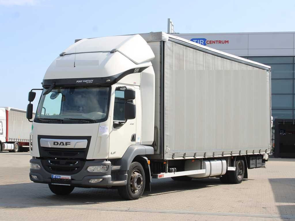 DAF LF 290 FA , EURO 6, SLEEPING CABIN - Camión lona: foto 1 DAF LF 290 FA , EURO 6, SLEEPING CABIN - Camión lona: foto 1