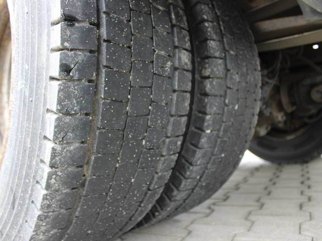 Camión lona Iveco EUROCARGO 120EL22, EURO 5: foto 16