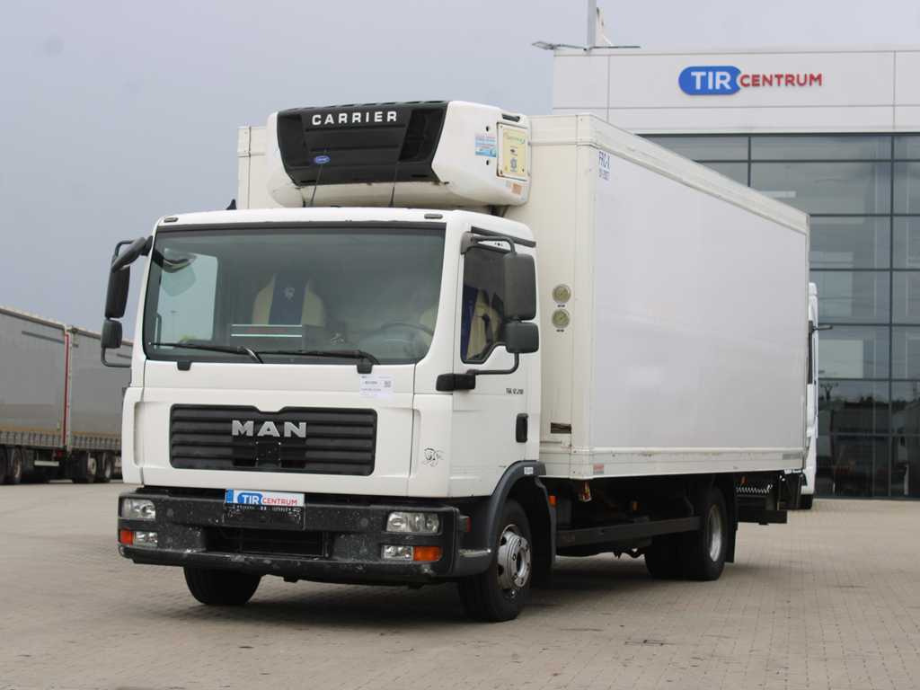 MAN TGL 12.210, EURO 4, HYDRAULIC FRONT, CARRIER SUPRA 850 Mt, 2X EVAPORATOR - Camión frigorífico: foto 1 MAN TGL 12.210, EURO 4, HYDRAULIC FRONT, CARRIER SUPRA 850 Mt, 2X EVAPORATOR - Camión frigorífico: foto 1