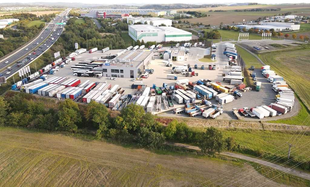 MAN TGL 8.190, EURO 6, PNEU 80% - Camión lona: foto 5 MAN TGL 8.190, EURO 6, PNEU 80% - Camión lona: foto 5