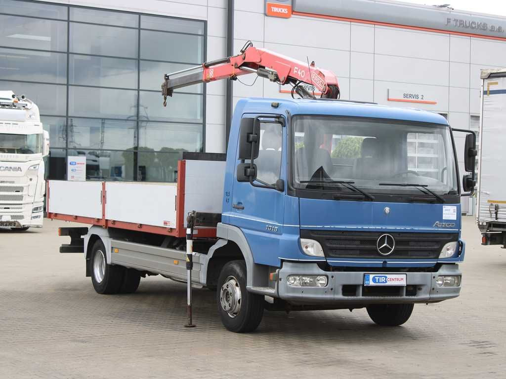 Mercedes-Benz ATEGO 1018, EURO 3, CRANE FASSI F40A.21 - Camión grúa: foto 2 Mercedes-Benz ATEGO 1018, EURO 3, CRANE FASSI F40A.21 - Camión grúa: foto 2