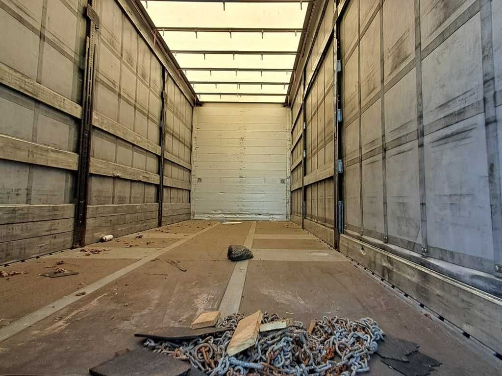 Mercedes-Benz Actros 2542, 6X2 - Camión lona: foto 4 Mercedes-Benz Actros 2542, 6X2 - Camión lona: foto 4