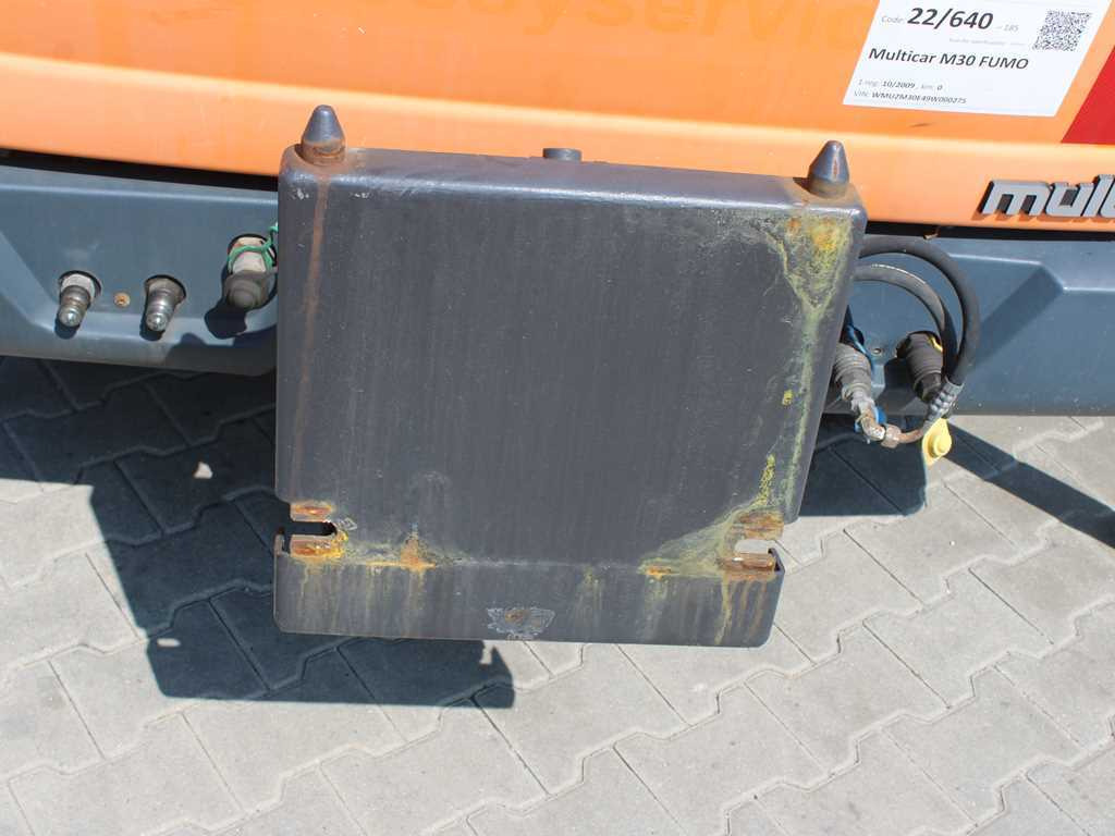Multicar M30 FUMO, 4x4 - Camión volquete, Vehículo municipal: foto 5 Multicar M30 FUMO, 4x4 - Camión volquete, Vehículo municipal: foto 5