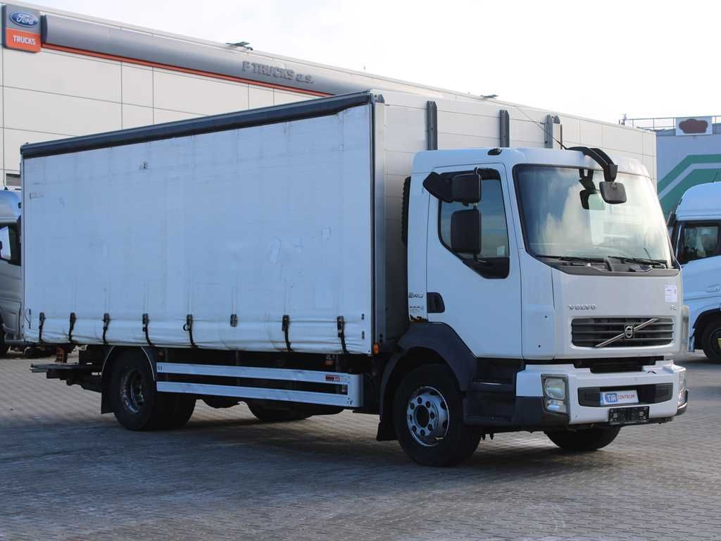 Volvo FL 240, EURO 5, TAIL LIFT, PNEU 80% - Camión lona: foto 2 Volvo FL 240, EURO 5, TAIL LIFT, PNEU 80% - Camión lona: foto 2