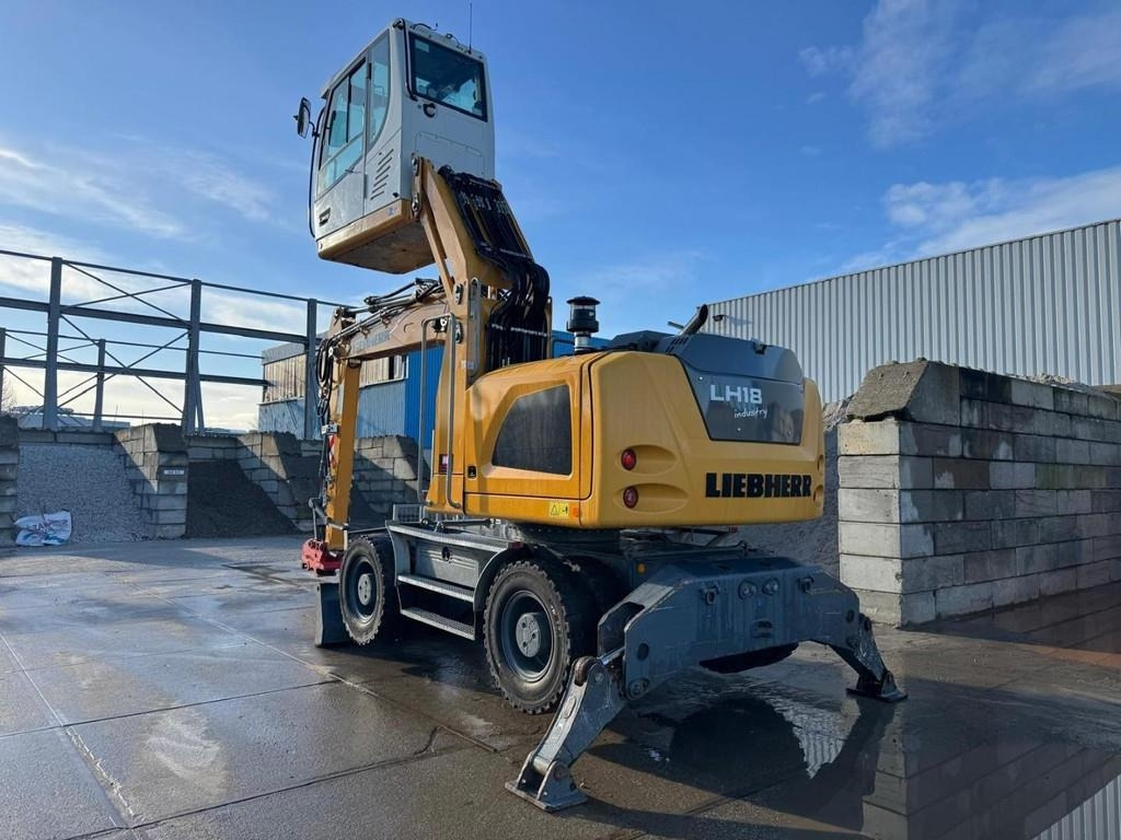 Liebherr LH 18 M - Manipulador de materiales: foto 3 Liebherr LH 18 M - Manipulador de materiales: foto 3