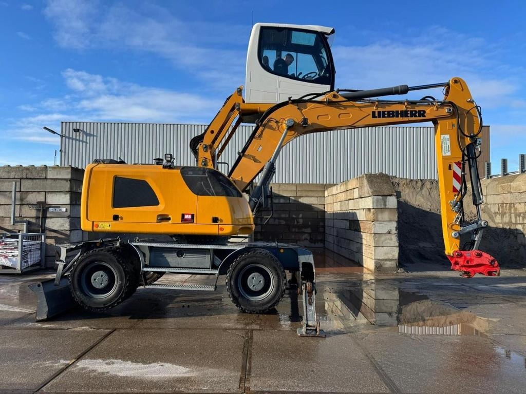 Liebherr LH 18 M - Manipulador de materiales: foto 5 Liebherr LH 18 M - Manipulador de materiales: foto 5