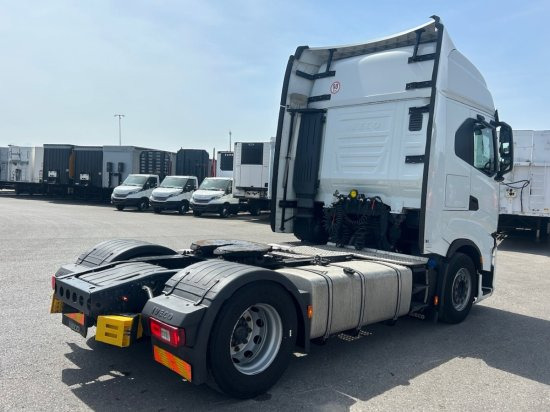 Iveco S-Way 460 Automatik AS440ST/FP, Standklimaanlage, Retader - Cabeza tractora: foto 4 Iveco S-Way 460 Automatik AS440ST/FP, Standklimaanlage, Retader - Cabeza tractora: foto 4
