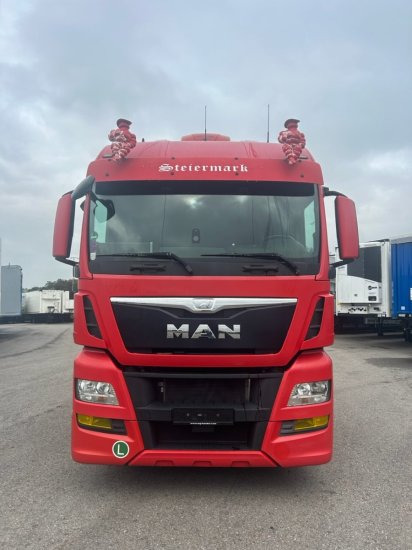MAN TGX 18.440 XLX, EURO 6, Retarder, Standklima, Schalter - Cabeza tractora: foto 2 MAN TGX 18.440 XLX, EURO 6, Retarder, Standklima, Schalter - Cabeza tractora: foto 2