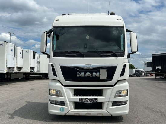 MAN TGX 18.440 XXL Low Deck, Retarder, Standklima, Euro 6, - Cabeza tractora: foto 2 MAN TGX 18.440 XXL Low Deck, Retarder, Standklima, Euro 6, - Cabeza tractora: foto 2