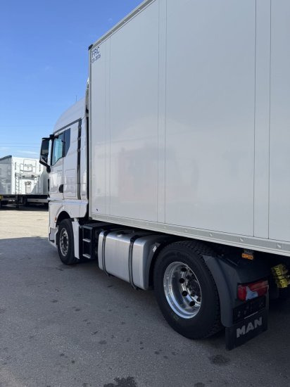 MAN TGX 18.470 BLS, New Model, EURO 6, Alufelgen ohne Auflieger - Cabeza tractora: foto 5 MAN TGX 18.470 BLS, New Model, EURO 6, Alufelgen ohne Auflieger - Cabeza tractora: foto 5