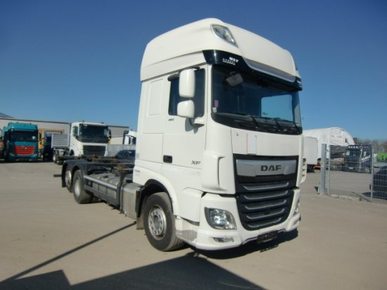 DAF XF 480 FAR BDF SSC Euro 6 Liftachse, Retarder - Camión portacontenedore/ Intercambiable: foto 3 DAF XF 480 FAR BDF SSC Euro 6 Liftachse, Retarder - Camión portacontenedore/ Intercambiable: foto 3