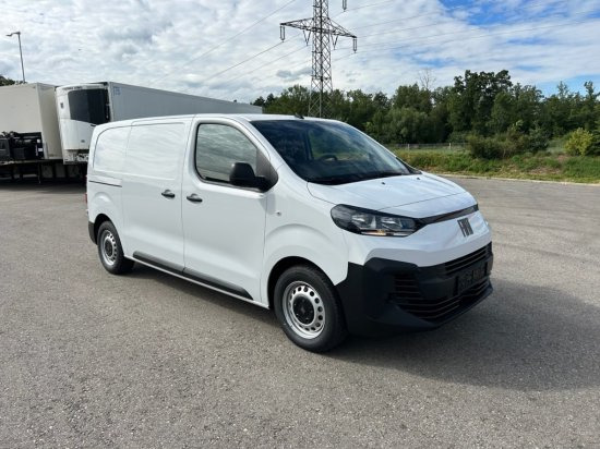 Fiat Scudo (L2) M BlueDHi 120 6-Gang - Furgón: foto 3 Fiat Scudo (L2) M BlueDHi 120 6-Gang - Furgón: foto 3