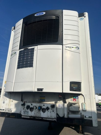 Krone SD Cool Liner, Carrier Vector 1950 - Semirremolque isotérmico: foto 2 Krone SD Cool Liner, Carrier Vector 1950 - Semirremolque isotérmico: foto 2