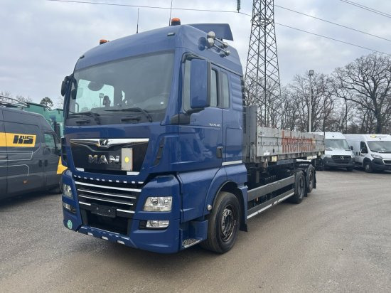 MAN TGX 26.470 XXL, 6x2, Liftachse, EURO6, Intarder OHNE CONTAINER, Produktion 2020 - Camión portacontenedore/ Intercambiable: foto 1 MAN TGX 26.470 XXL, 6x2, Liftachse, EURO6, Intarder OHNE CONTAINER, Produktion 2020 - Camión portacontenedore/ Intercambiable: foto 1