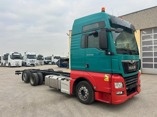 MAN TGX 26.500 XXL, 6x2, Jumbo, Liftachse, Intarder, Euro6, Full-Air - Camión chasis: foto 3 MAN TGX 26.500 XXL, 6x2, Jumbo, Liftachse, Intarder, Euro6, Full-Air - Camión chasis: foto 3