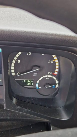 Mercedes-Benz AROCS 3552 963-2F Epsilon M100L86 Kran ? Leistungsstarker Holzladekran mit hoher Reichweite - Camión grúa: foto 5 Mercedes-Benz AROCS 3552 963-2F Epsilon M100L86 Kran ? Leistungsstarker Holzladekran mit hoher Reichweite - Camión grúa: foto 5