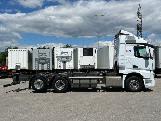 Mercedes-Benz Actros 2545 6x2 BDF E6, Retarder, Alufelgen - Camión portacontenedore/ Intercambiable: foto 4 Mercedes-Benz Actros 2545 6x2 BDF E6, Retarder, Alufelgen - Camión portacontenedore/ Intercambiable: foto 4