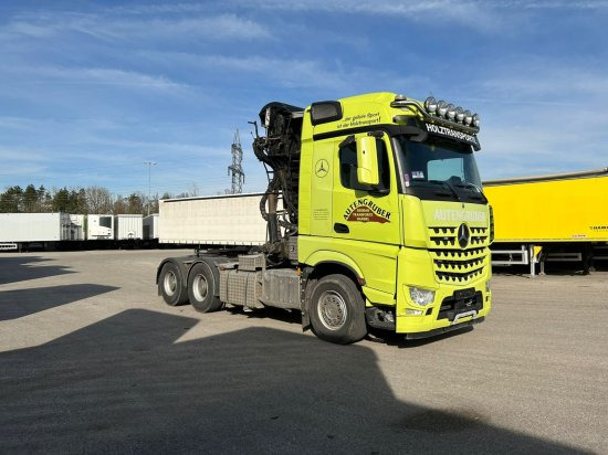 Mercedes-Benz Actros 3363 6x4, Palfinger Epsilon Kran - Camión forestal, Camión grúa: foto 3 Mercedes-Benz Actros 3363 6x4, Palfinger Epsilon Kran - Camión forestal, Camión grúa: foto 3