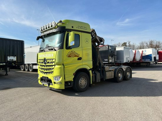 Mercedes-Benz Actros 3363 6x4, Palfinger Epsilon Kran - Camión forestal, Camión grúa: foto 1 Mercedes-Benz Actros 3363 6x4, Palfinger Epsilon Kran - Camión forestal, Camión grúa: foto 1