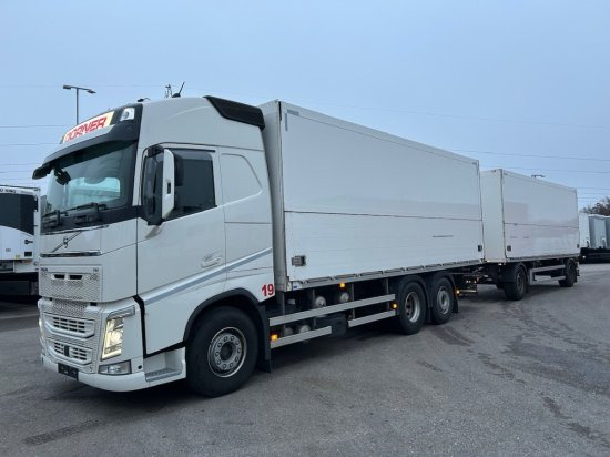 Volvo FH 500 6x2 Getränkekomplettzug, Orten Getränkeaufbau - Camión transporte de bebidas: foto 1 Volvo FH 500 6x2 Getränkekomplettzug, Orten Getränkeaufbau - Camión transporte de bebidas: foto 1