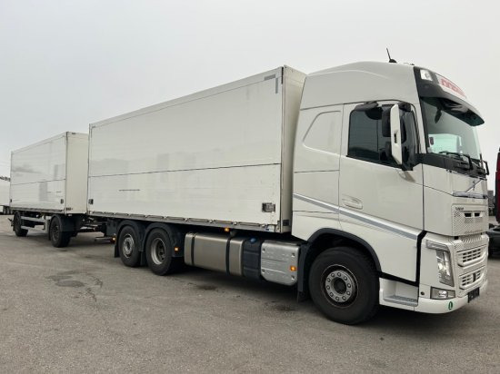 Volvo FH 500 6x2 Getränkekomplettzug, Orten Getränkeaufbau - Camión transporte de bebidas: foto 3 Volvo FH 500 6x2 Getränkekomplettzug, Orten Getränkeaufbau - Camión transporte de bebidas: foto 3