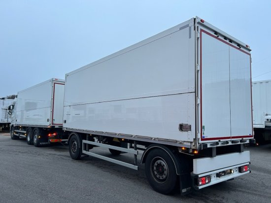 Volvo FH 500 6x2 Getränkekomplettzug, Orten Getränkeaufbau - Camión transporte de bebidas: foto 5 Volvo FH 500 6x2 Getränkekomplettzug, Orten Getränkeaufbau - Camión transporte de bebidas: foto 5