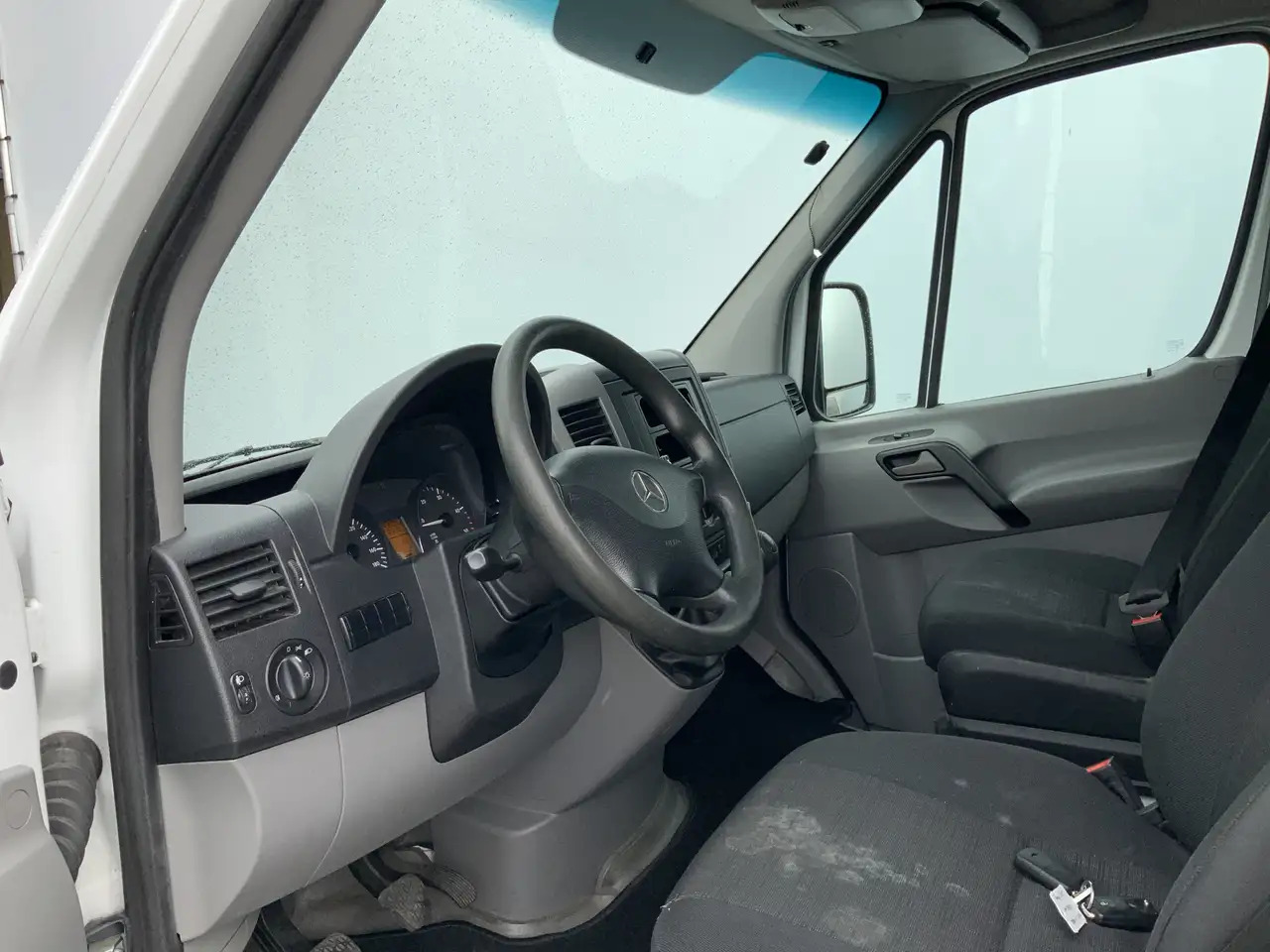 Mercedes-Benz Sprinter 311 2.2 CDI 366 40 gr _0 ijswagen 10 Deuren Euro 6 - Furgoneta caja cerrada: foto 3 Mercedes-Benz Sprinter 311 2.2 CDI 366 40 gr _0 ijswagen 10 Deuren Euro 6 - Furgoneta caja cerrada: foto 3