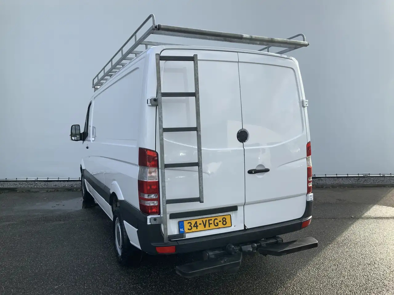 Mercedes-Benz Sprinter 311 2.2 CDI 366 L2H1 Automaat 3 Zits Trekaak 2800k - Furgón: foto 2 Mercedes-Benz Sprinter 311 2.2 CDI 366 L2H1 Automaat 3 Zits Trekaak 2800k - Furgón: foto 2