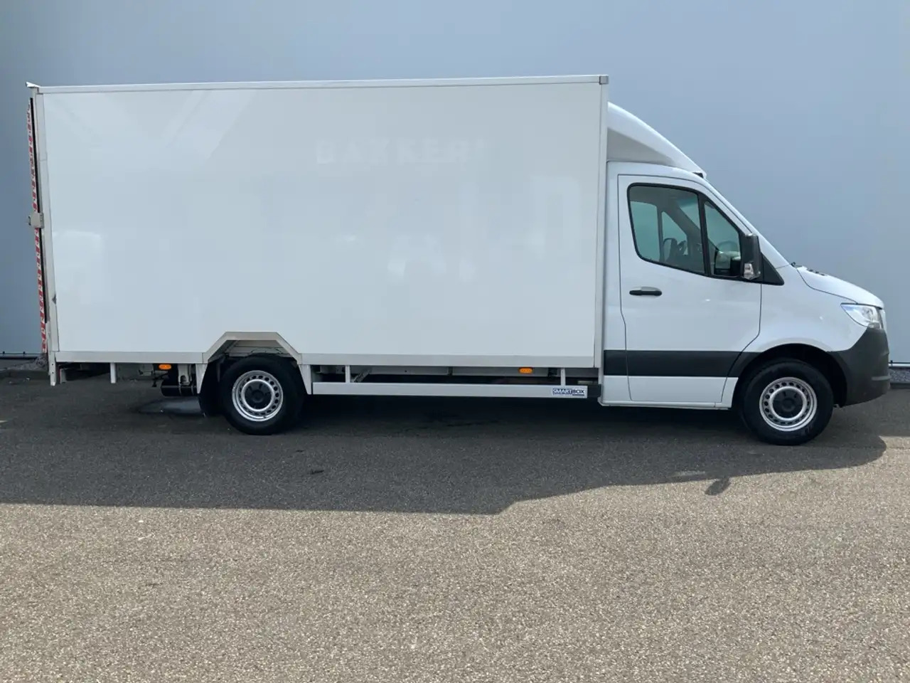 Mercedes-Benz Sprinter 314 2.2 CDI 432 Automaat Meubelbak & Klep Veer Air - Furgoneta caja cerrada: foto 3 Mercedes-Benz Sprinter 314 2.2 CDI 432 Automaat Meubelbak & Klep Veer Air - Furgoneta caja cerrada: foto 3