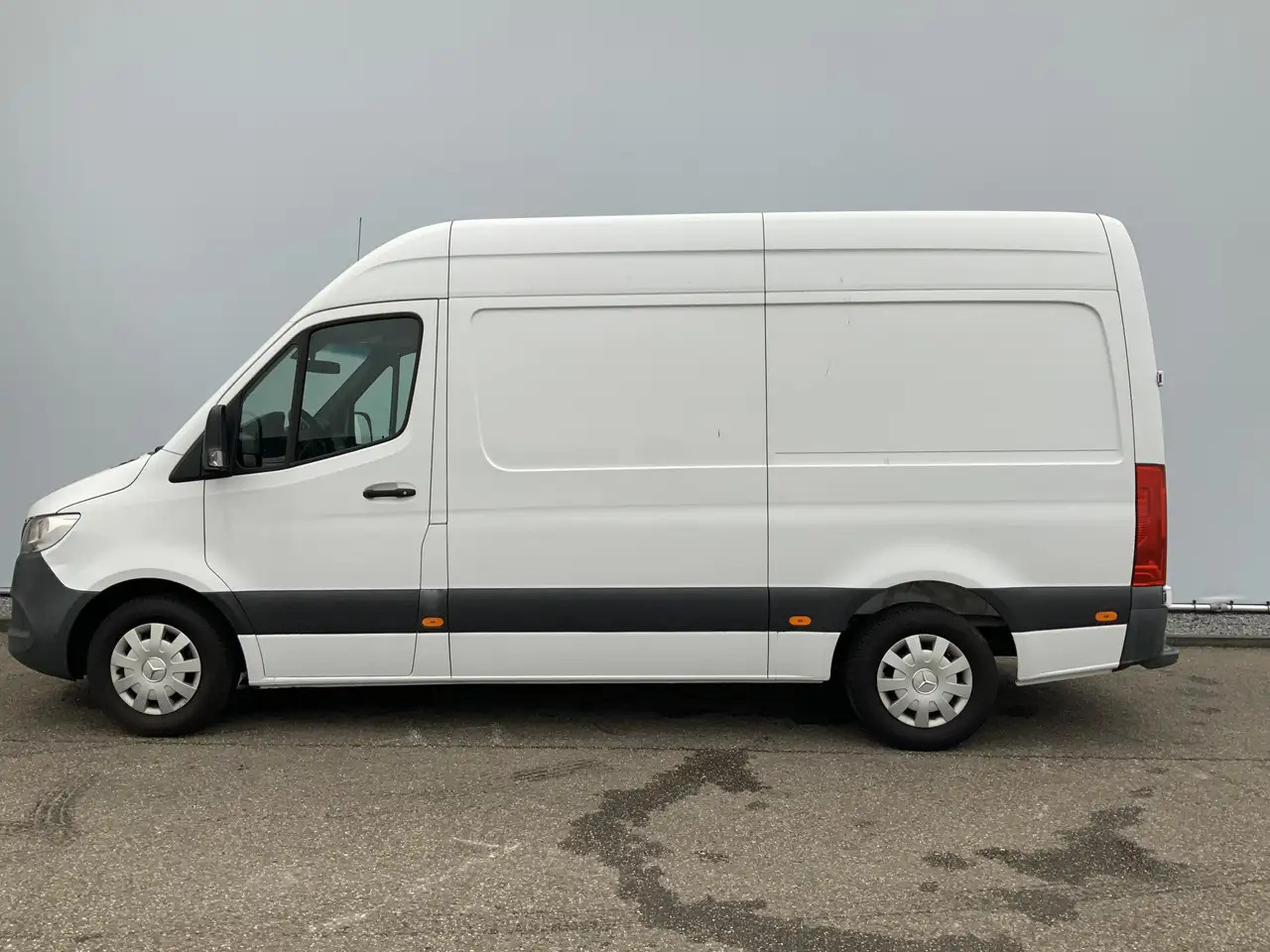 Mercedes-Benz Sprinter 314 2.2 CDI L2H1 EURO VI-D Airco Camera 3 Zits Ext - Furgón: foto 4 Mercedes-Benz Sprinter 314 2.2 CDI L2H1 EURO VI-D Airco Camera 3 Zits Ext - Furgón: foto 4